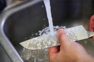 Best Way to Clean Your Kitchen Knives