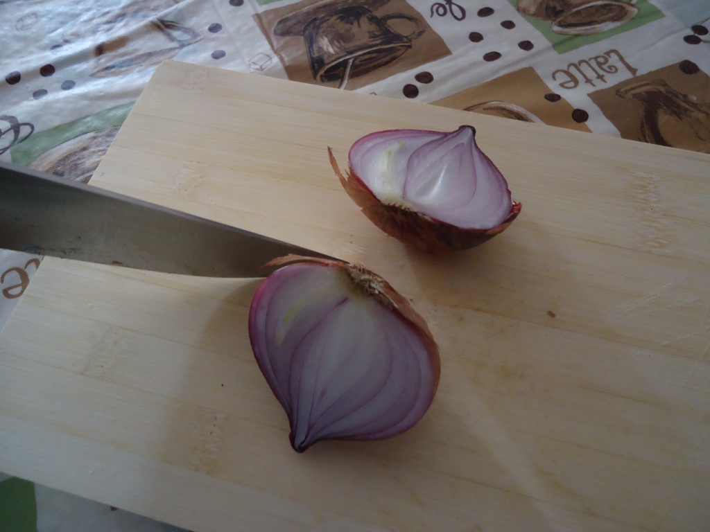 How to Slice and Dice an Onion like a Pro 2