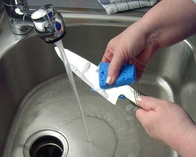 handwash knife